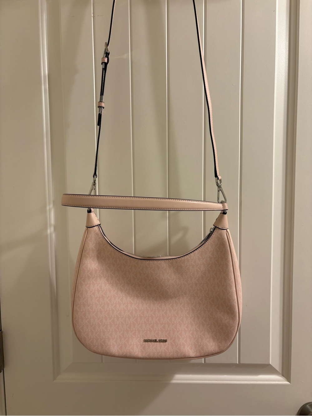 Michael Kors Blush Logo Crescent Shoulder Bag - Picture 1 of 6